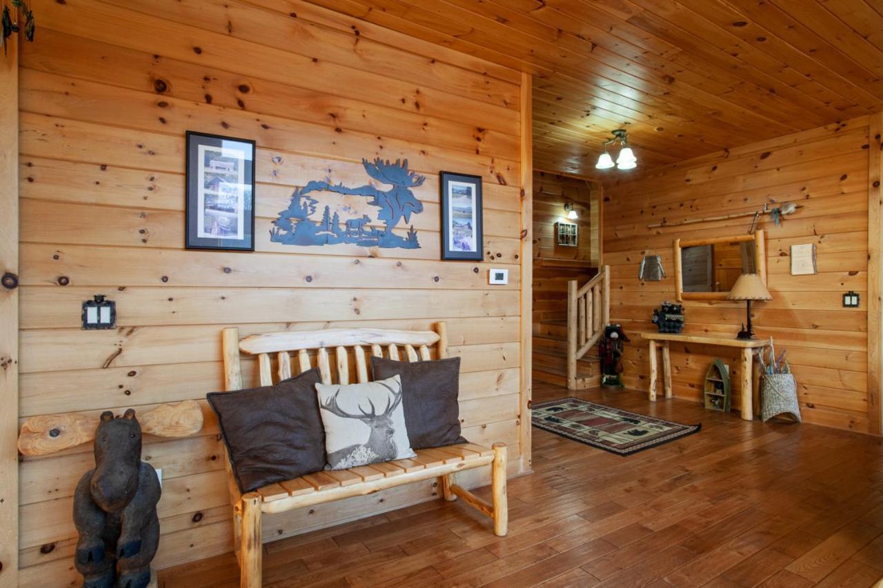 Black Bear Reserve - Mtn View, Hot Tub, Game Room Sevierville Exterior photo