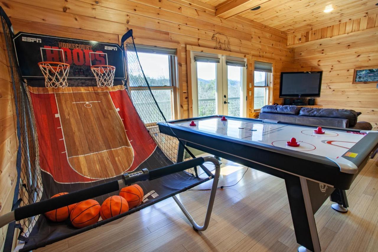 Black Bear Reserve - Mtn View, Hot Tub, Game Room Sevierville Exterior photo