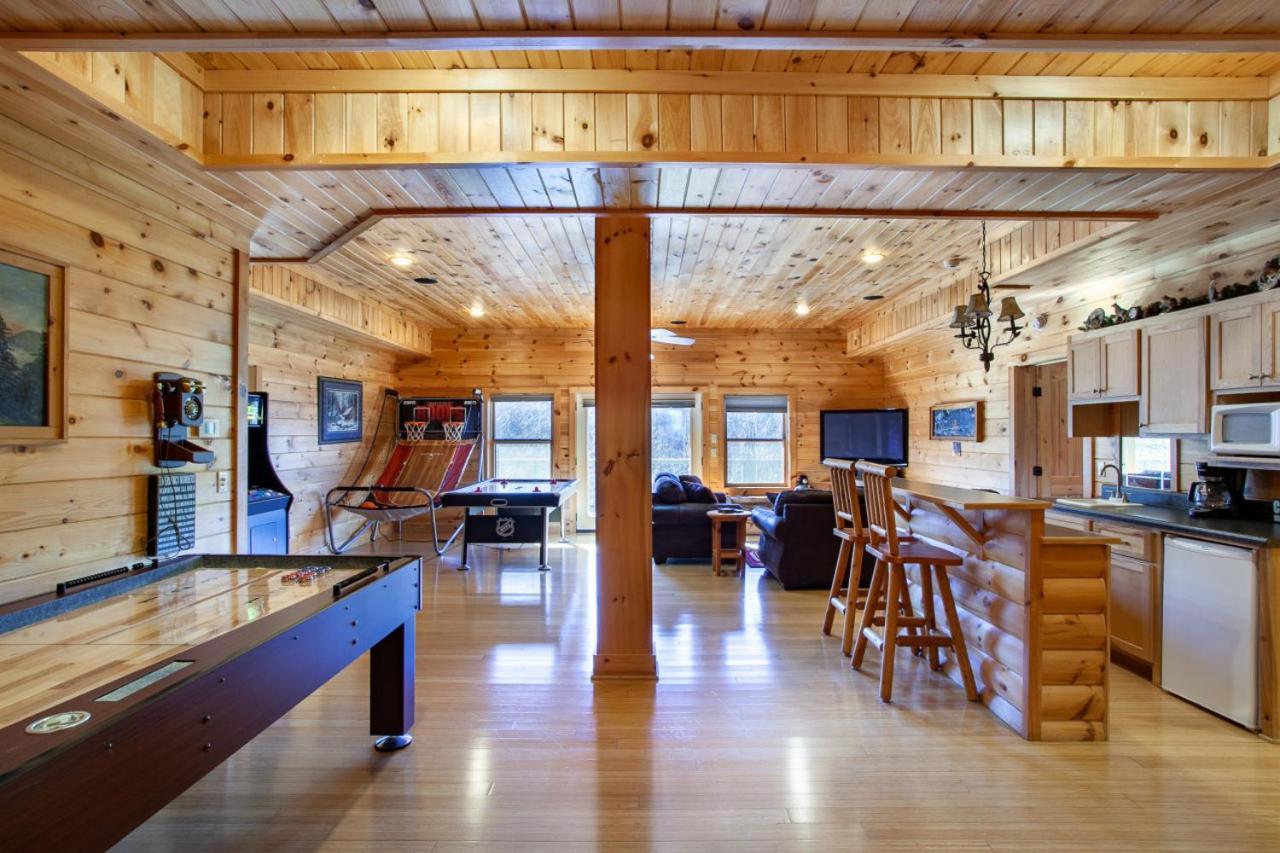 Black Bear Reserve - Mtn View, Hot Tub, Game Room Sevierville Exterior photo