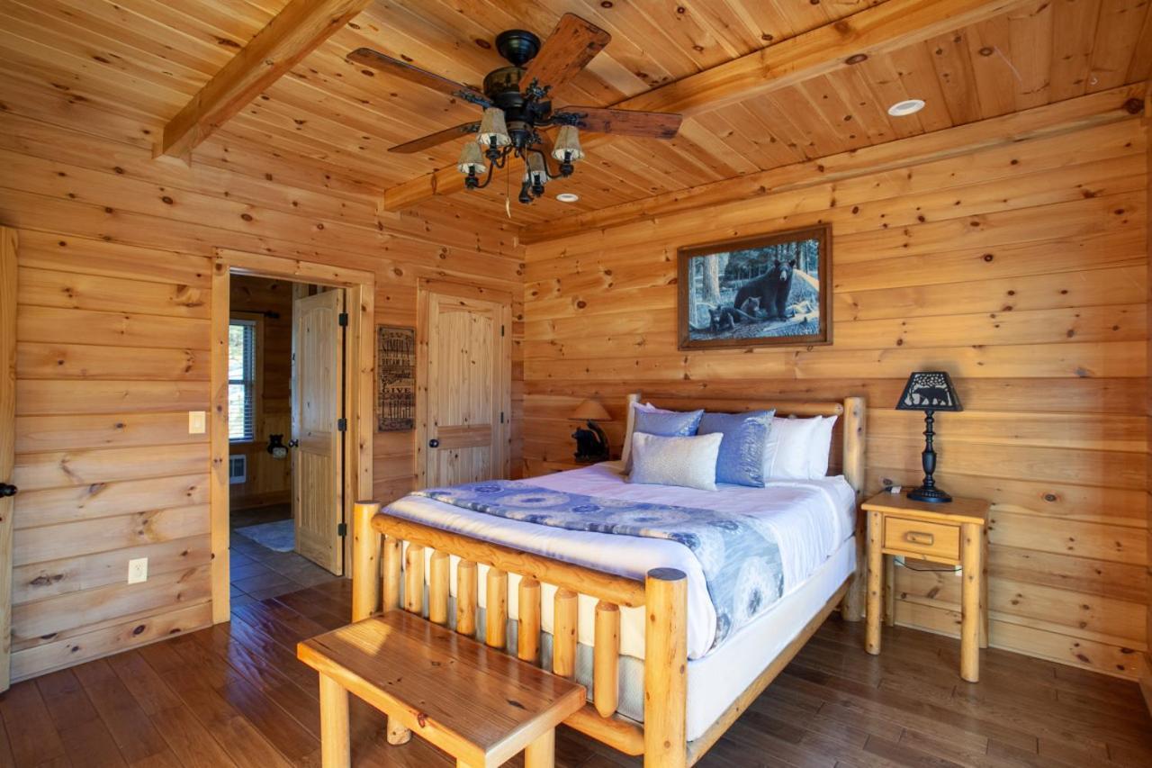 Black Bear Reserve - Mtn View, Hot Tub, Game Room Sevierville Exterior photo